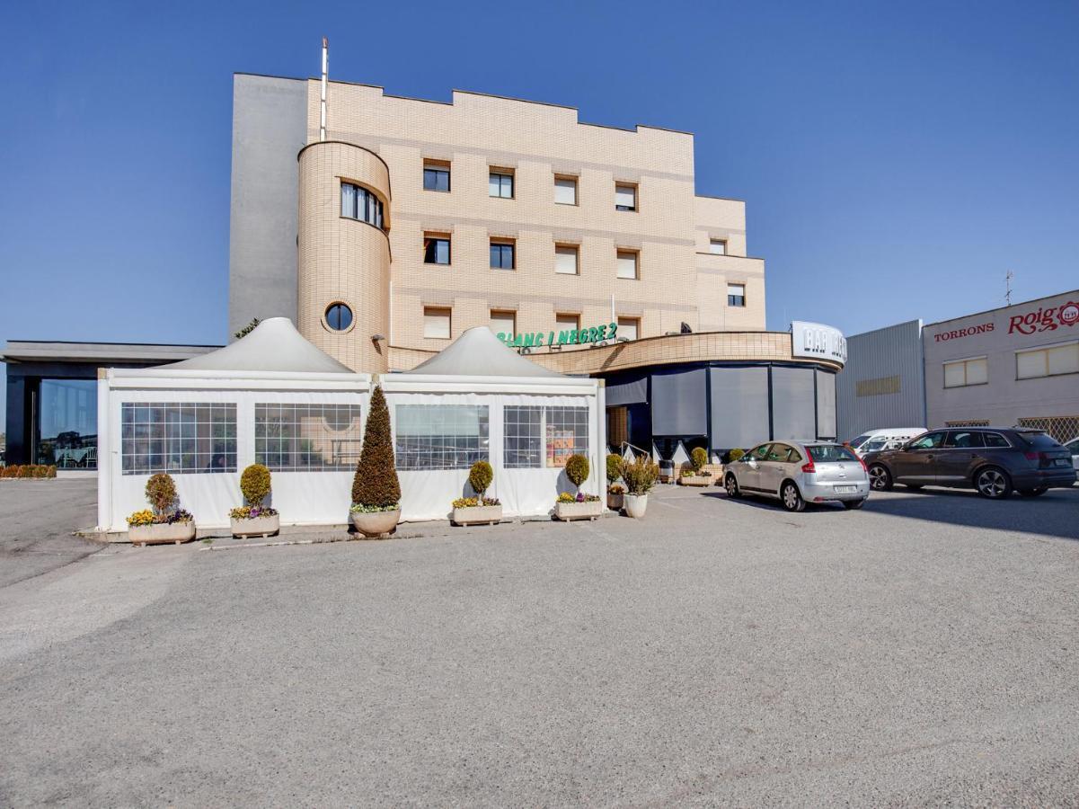 Hotel Restaurante Blanc I Negre 2 Agramunt 외부 사진