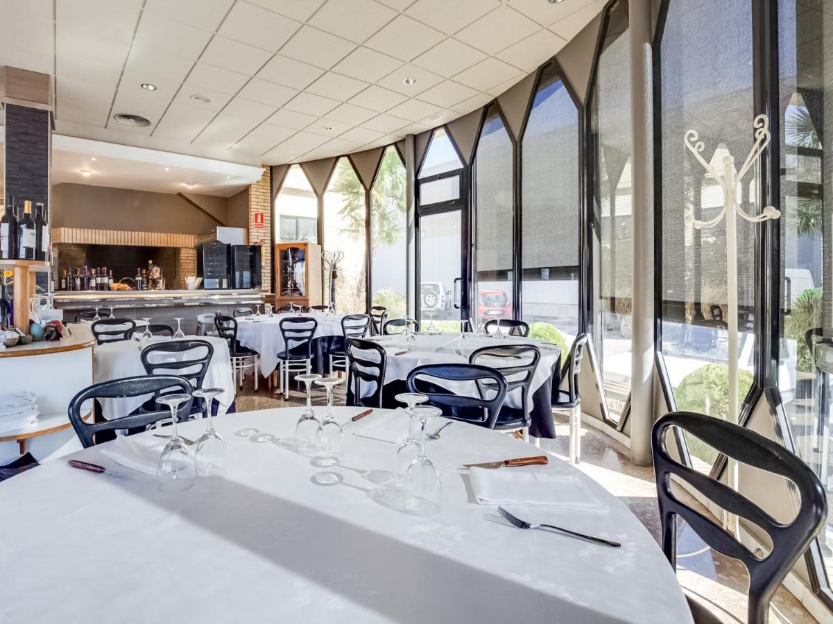 Hotel Restaurante Blanc I Negre 2 Agramunt 외부 사진